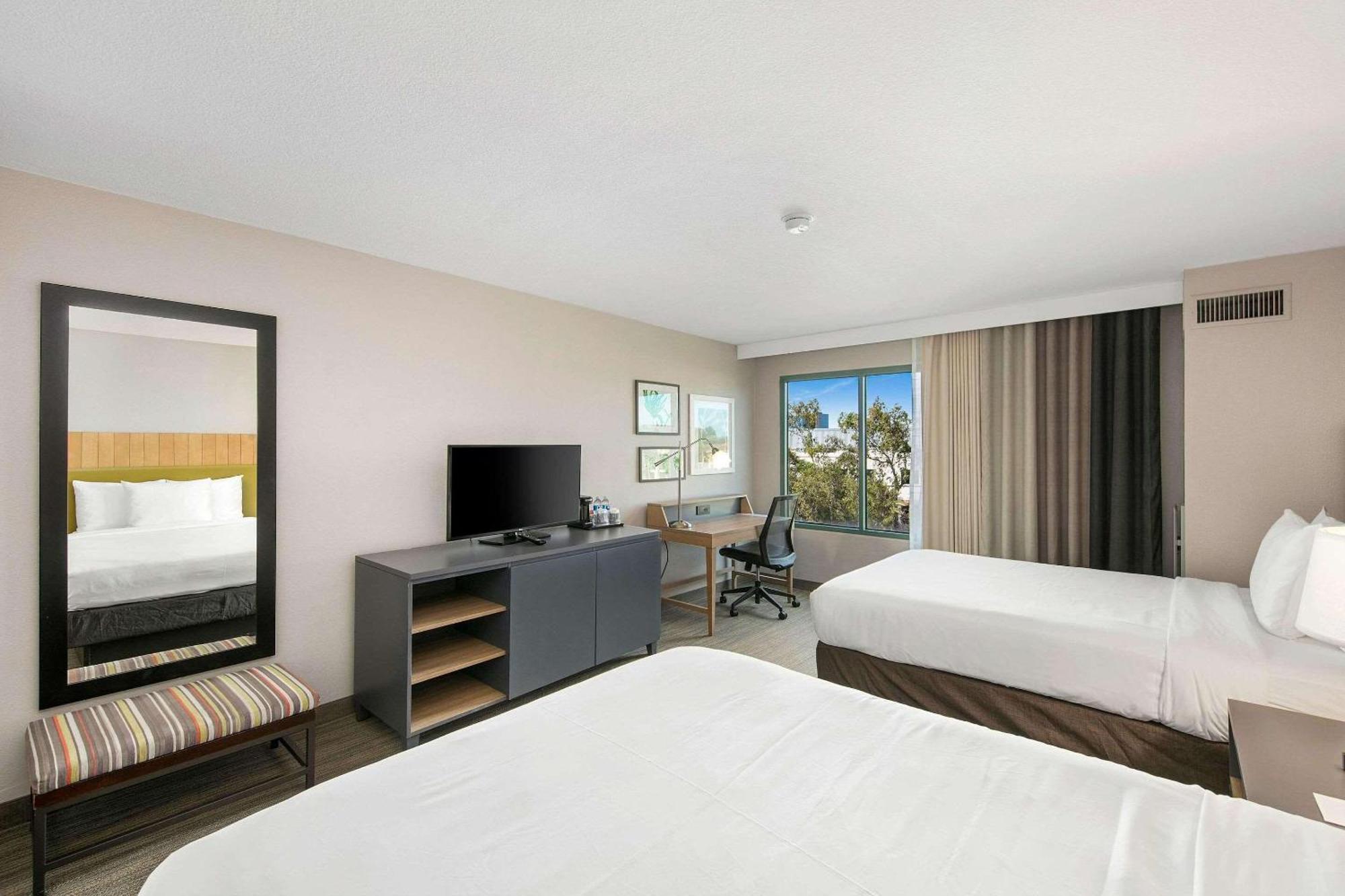 Country Inn & Suites By Radisson, San Diego North, Ca Ngoại thất bức ảnh